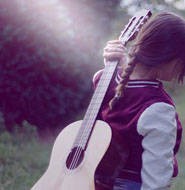 在线播放:来点新鲜的,马来西亚的loli打赤脚跳舞给你看!