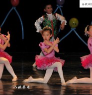 台湾小女孩的高清舞蹈照,给你不一样的感觉!【24P】