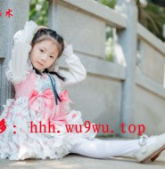 出售套图:高清拍摄穿着白裤连袜的小loli,仿佛梦幻中的小公主!【62P】