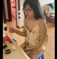 视频:漂亮的初中女生真空享受美食?这才是真正的秀色可餐?