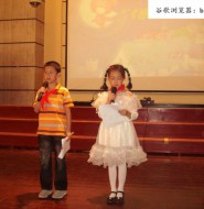 一群小萝莉穿着白裤袜,开心的表演着属于自己的符号!【10P】