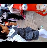 街拍loli视频：抢小样奶真正的白丝袜萝莉第二季！