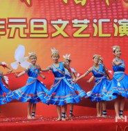 初中元旦文艺汇演的萝莉妹妹!长的好水灵啊!【18P】