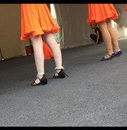 会员分享：一群可爱的小萝莉彩排舞蹈！