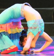 这才是真正的萝莉舞蹈艺术!瞬间就高大上了!【17P】