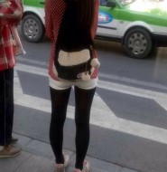 街拍初中妹子的黑裤连袜!【33P】