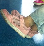 高清拍摄卡哇伊的小萝莉写作业!【55P】